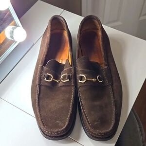 Gucci suede loafer